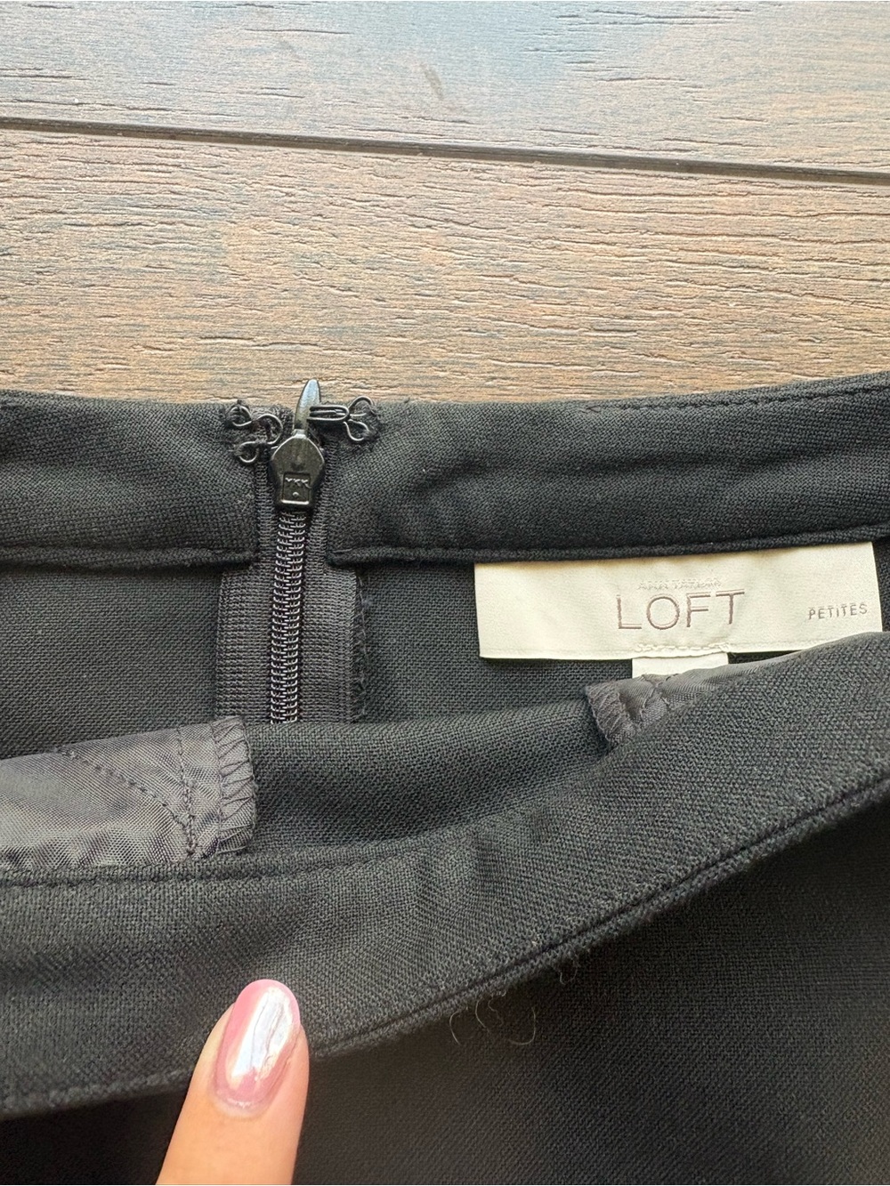 LOFT Black Pencil Skirt with Front Slant Pockets - Picture 2 of 3